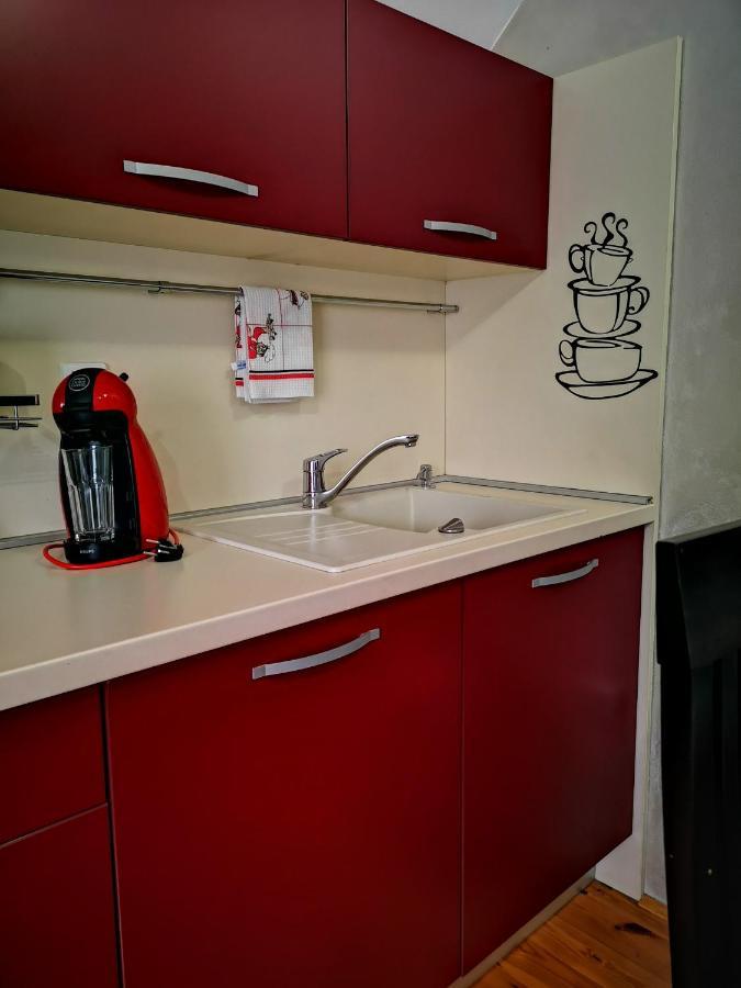 Apartman Sunny Apartment เซทินเจ ภายนอก รูปภาพ